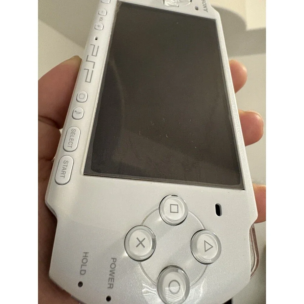 Sony PSP 3000 console OEM- RARE Pearl White  Fully Tested + Charger - No Battery